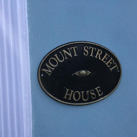Mount Street House Acomodação com café da manhã Brecon Exterior foto